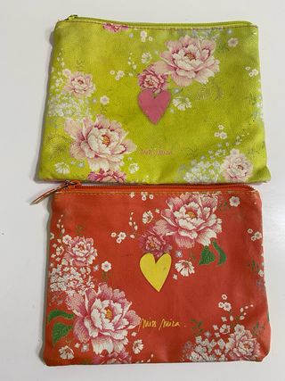 2 pochette Derrière la porte