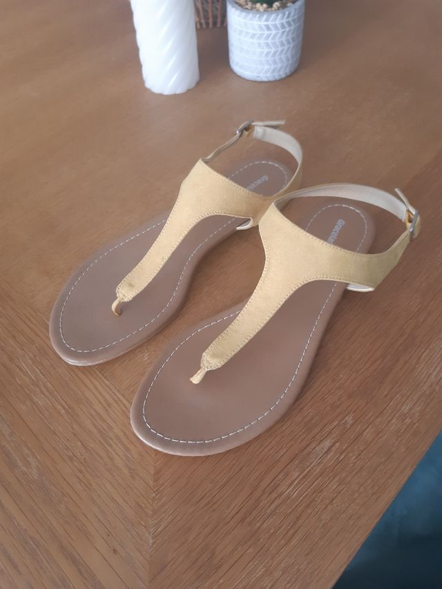 Sandalias nuevas 41/42