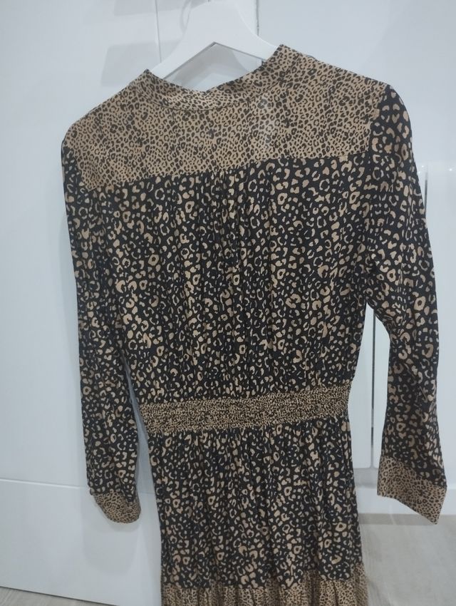 Vestido leopardo zara
