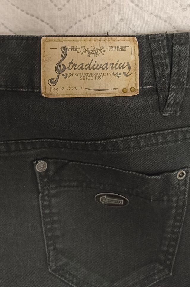 Mini falda vaquera Stradivarius