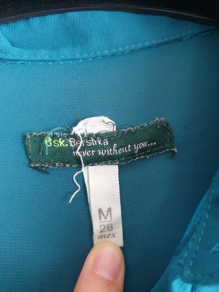 Camisa verde de Stradivarius