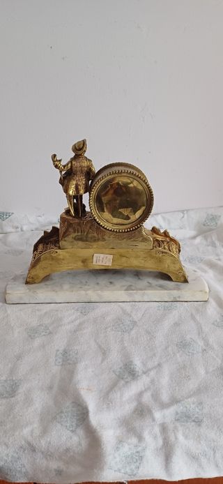         RELOJ DE CUERDA