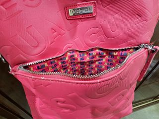 Mochila Mujer "Desigual" Fucsia