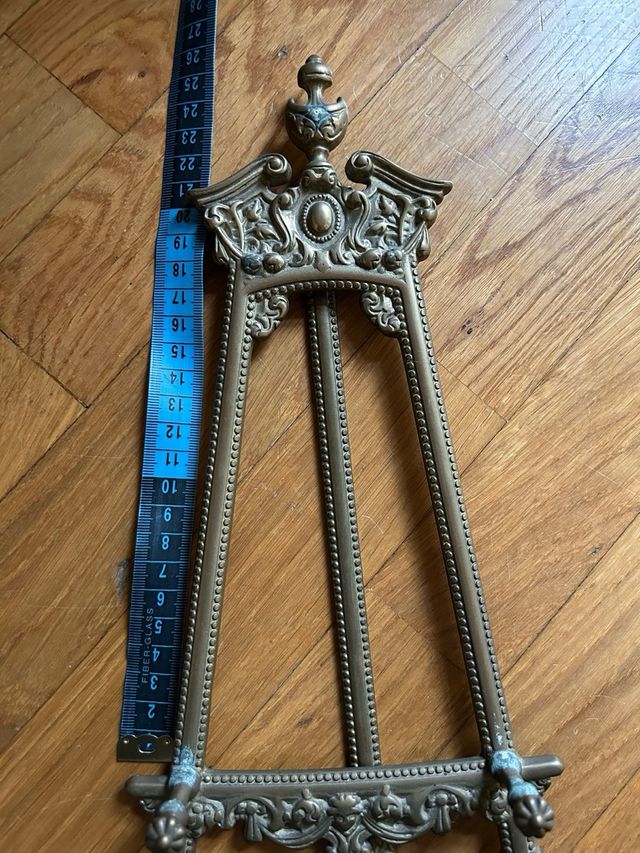 Leggio in ottone  Antiquariato