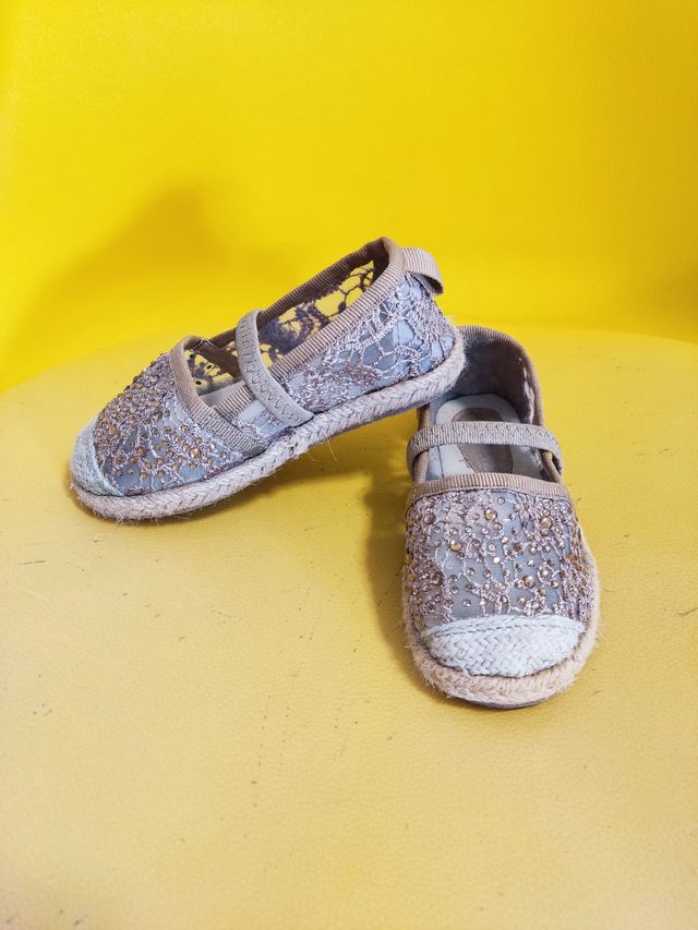 Sandalias N°24 NUEVAS. OFERTAAAAAAAAA