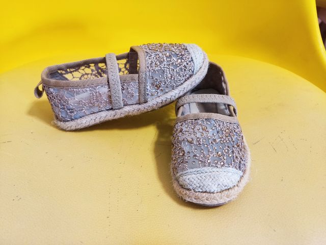 Sandalias N°24 NUEVAS. OFERTAAAAAAAAA