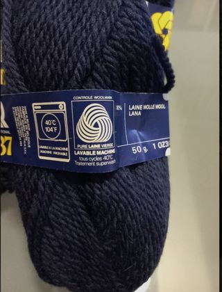 10 gomitoli pura lana. Phildar