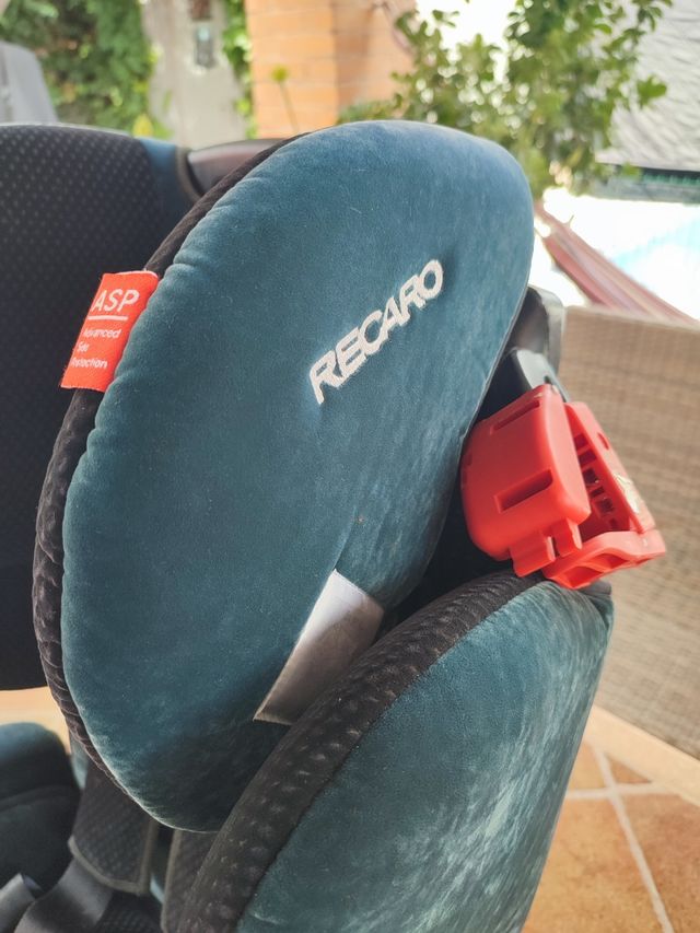 Silla niños coche Recaro Young Sport 