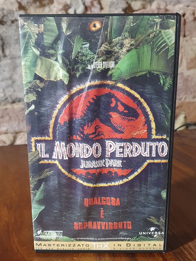 Blocco 10 VHS horror guerra drammatici