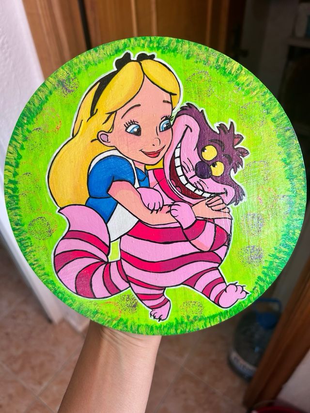 Madra Alicia en el pais de las maravillas