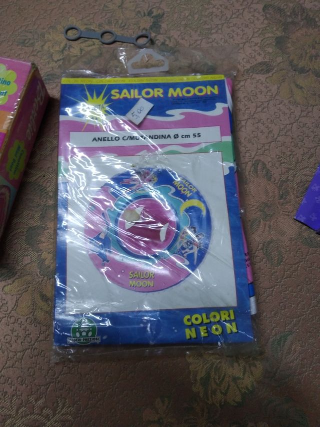 Canotto Barbie e salvagente