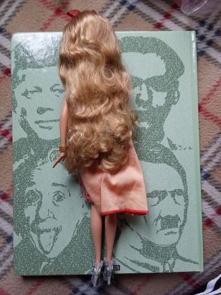 Muñeca my scene con pestañas de mattel