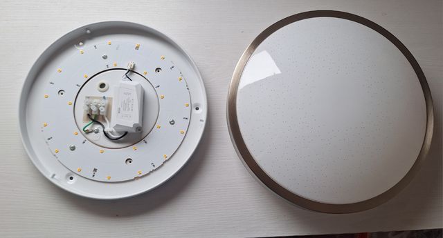 Lámpara de techo de puntitos