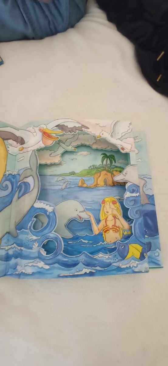 Cuentos infantiles "La sirenita tras el rastro