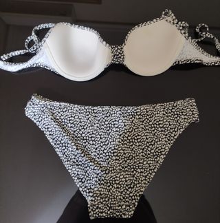 Bikini estampado blanco y negro talla 38