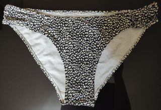 Bikini estampado blanco y negro talla 38