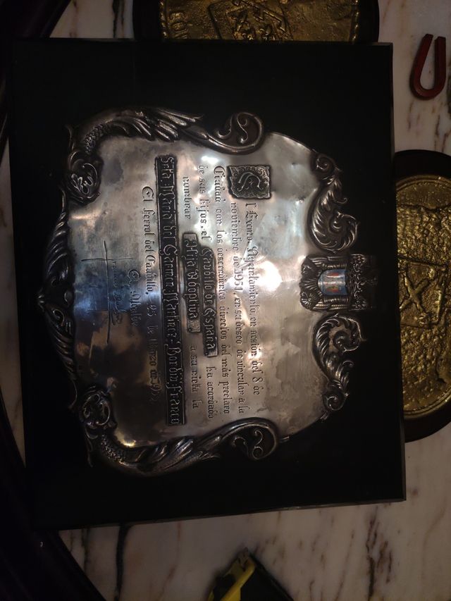 Placa conmemorativa de Maria del Carmen