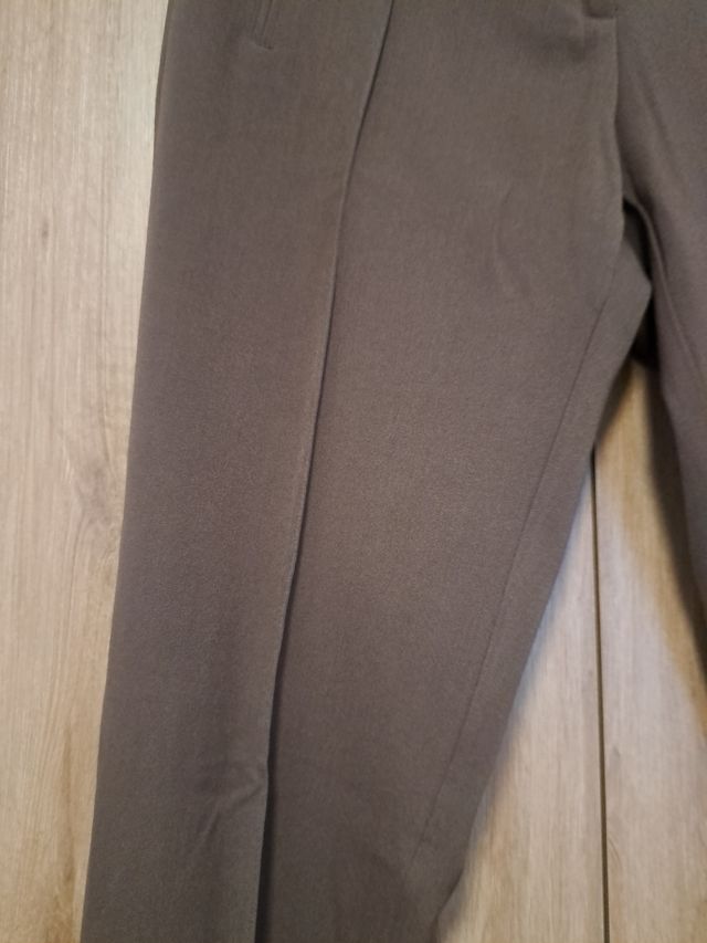 Pantalón marrón talla 46  Paz Torras