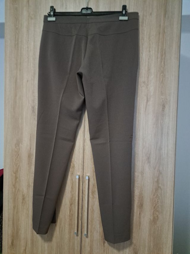 Pantalón marrón talla 46  Paz Torras