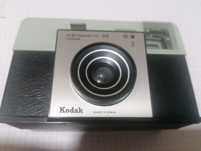 Cámara Kodak Instamatic 25