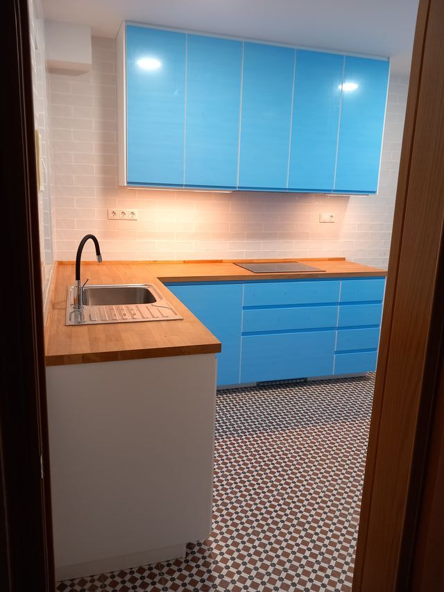 Montador de Cocinas, Armarios y Mobiliario de Ike