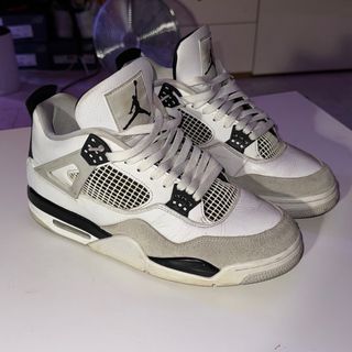 Air Jordan Retro 4 Military Black