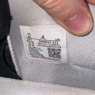 Air Jordan Retro 4 Military Black