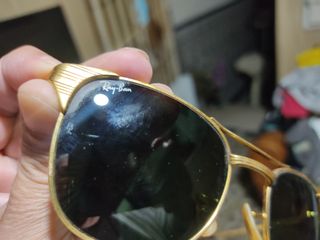 Gafas de sol ray-ban modelo AVIATOR FLASH LENSES.