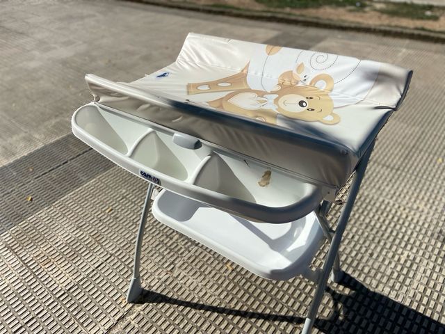 Bañera plegable con cambiador