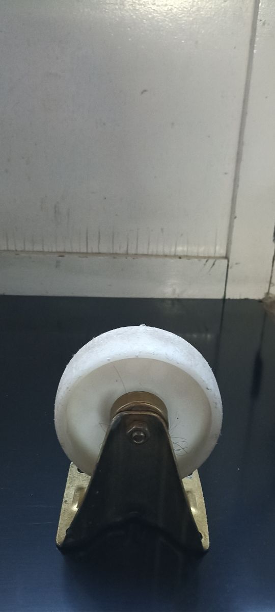 Ruedas carro o mueble grandes