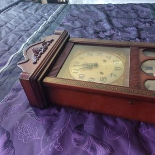 Reloj madera cuerda