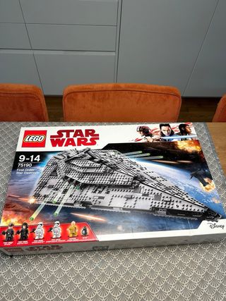 Star destroyer. Star wars. 75190