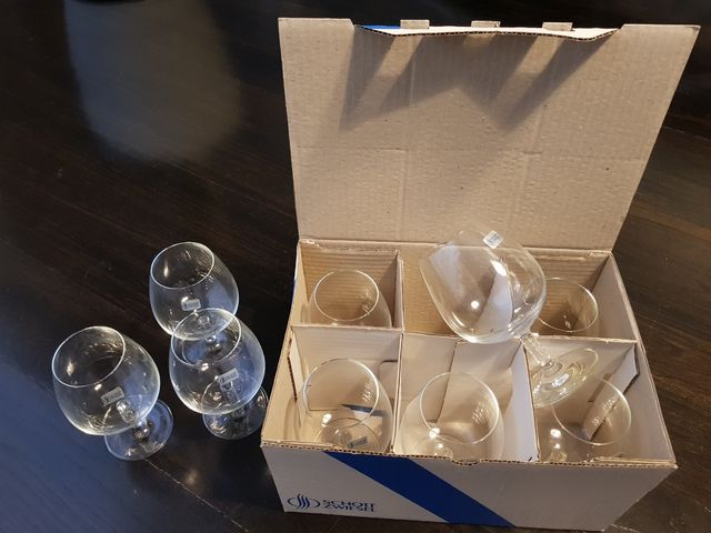 Juego de copas de coñac