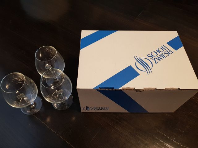 Juego de copas de coñac