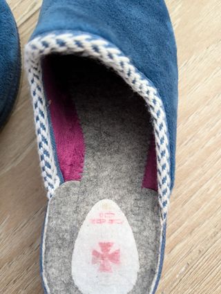 Zapatillas casa de chica