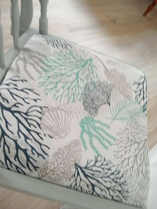 2 Sillas vintage restauradas grises.