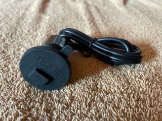 USB EXTERIOR PARA MOTO BICI PATINETE CARAVANA.....