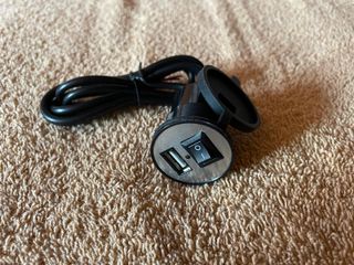 USB EXTERIOR PARA MOTO BICI PATINETE CARAVANA.....