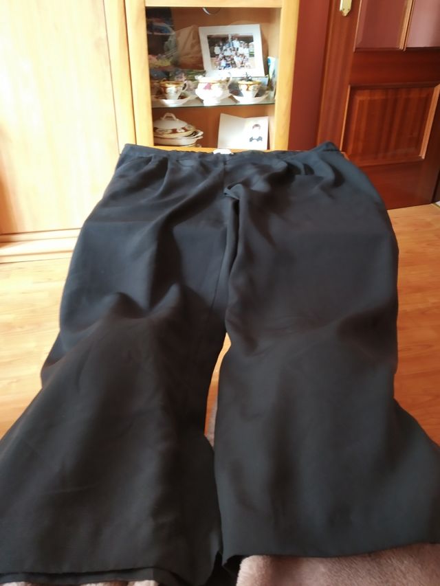 Pantalón negro