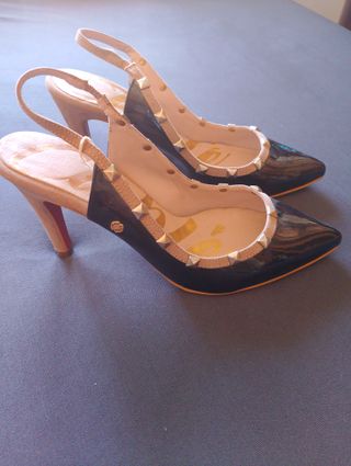 Espectacular zapato cuple