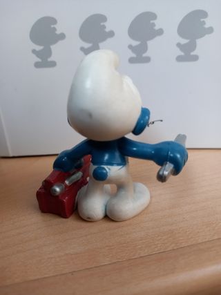 🇮🇹 Puffo Idraulico 🇪🇸 Pitufo fontenero