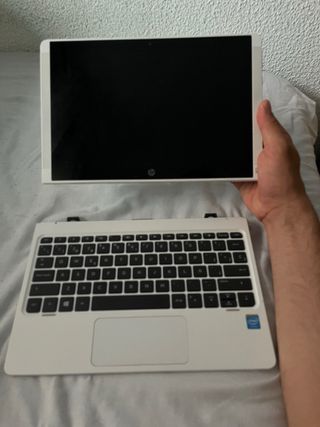 ORDENADOR PORTATIL/TABLET. Precio negociable.