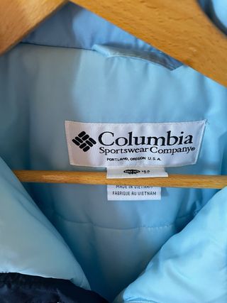 Anorak columbia corresponde a una talla L española