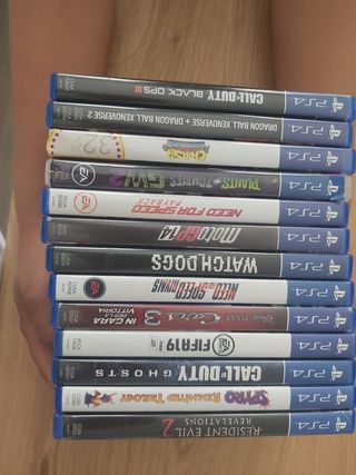 PS4 500GB y juegos