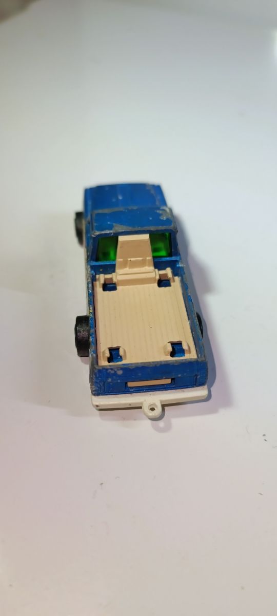 DATSUN PATROL 1/64 GUISVAL