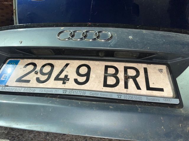 porton trasero a4 b6