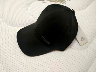 Gorra Adidas nueva y original 