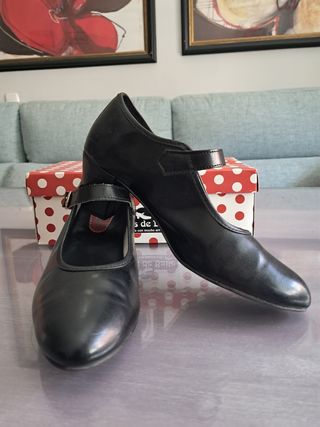 Zapatos de baile,37 solo dos puestas