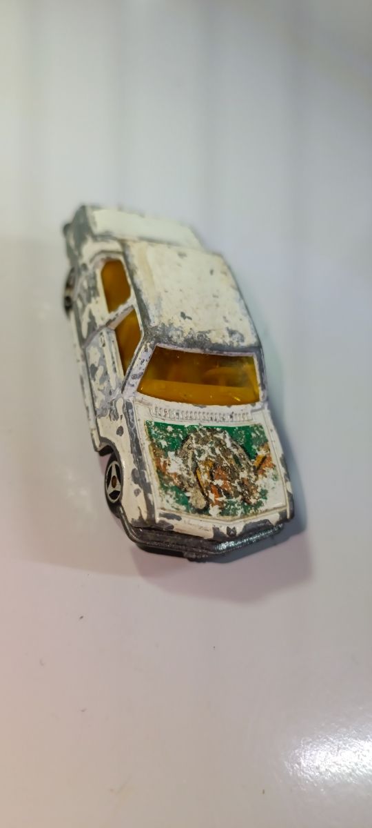 BMW 733 MAJORETTE 1/64