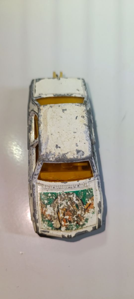 BMW 733 MAJORETTE 1/64